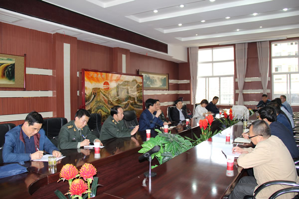 隴南軍分區(qū)政委時鎮(zhèn)一行到隴運集團(tuán)公司調(diào)研“雙擁”工作