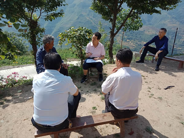 結(jié)對(duì)幫扶入戶(hù) 助力脫貧攻堅(jiān)