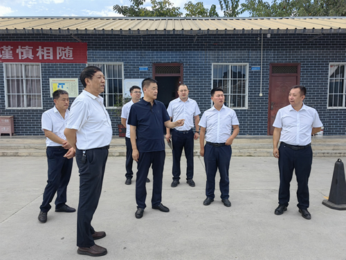 黨委書記、董事長張宏偉在成縣片單位開展工作調(diào)研