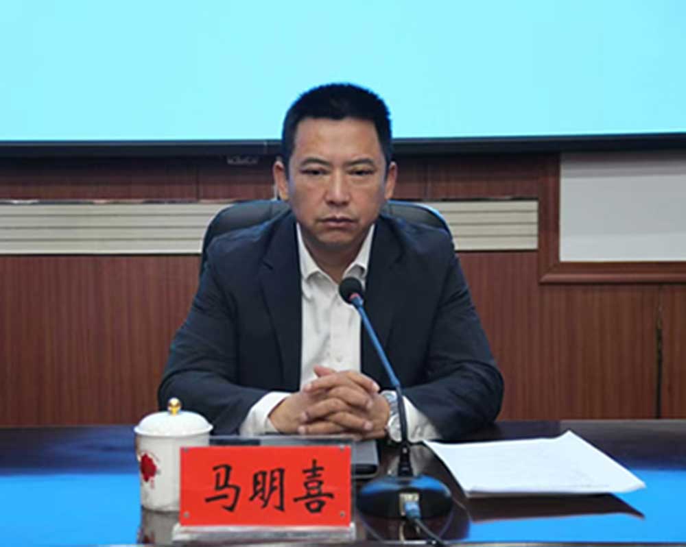 隴運(yùn)集團(tuán)公司黨委召開理論學(xué)習(xí)中心組集中學(xué)習(xí)會暨樹立和踐行正確政績觀學(xué)習(xí)教育第三次學(xué)習(xí)會議